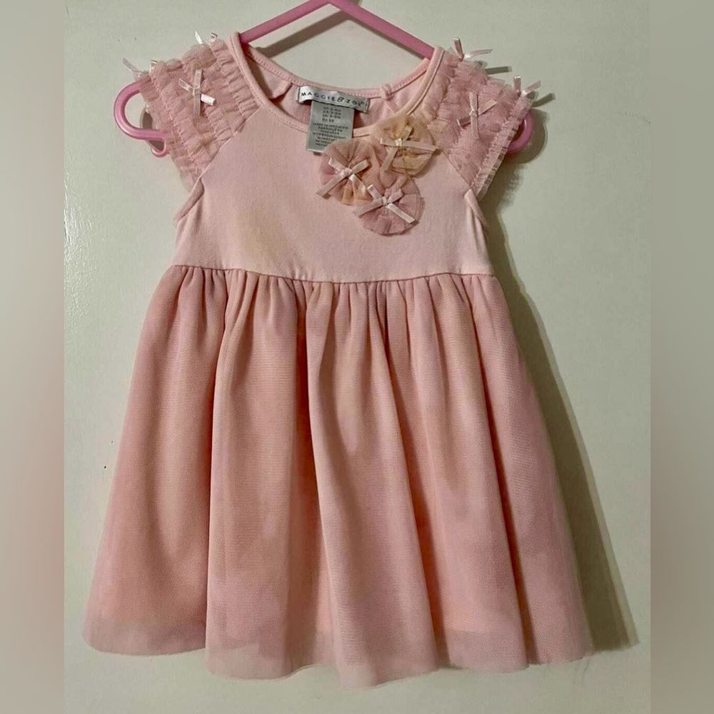 MAGGIE & ZOE 3-6 Month Infant Girls
Pink Dress Lined With Bow
Embellishment